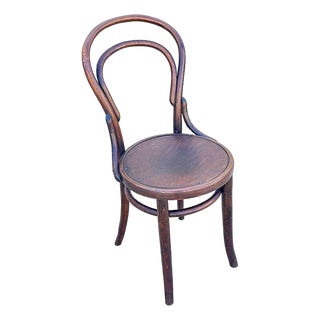 Early 20th Century Vienna Secession Bent Oak Side Chair No. 14 Attributed to Thonet For Sale