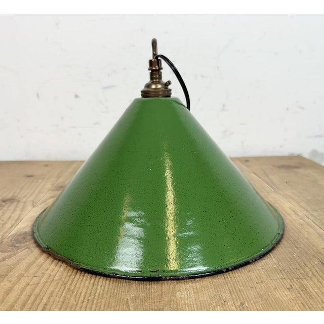 British Industrial Green Enamel Factory Pendant Lamp, 1950s For Sale - Image 13 of 15