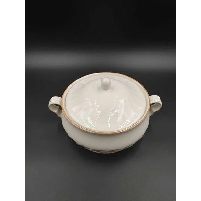 Art Deco Vintage Hearthside Casserole Dish Sculptura Stoneware Lidded Soup Tureen Japan For Sale - Image 3 of 9