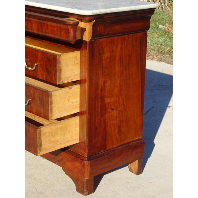 Antique Restoration Chest of Drawers in Mahogany Veneer with White Marble Top For Sale - Image 18 of 18
