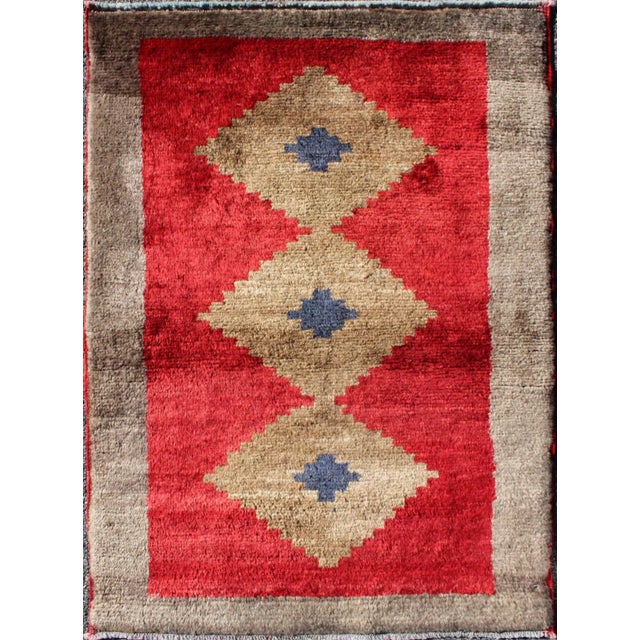 Textile Vintage Turkish Tulu Rug in Tan and Reds-2'10 X 4'1 For Sale - Image 7 of 7