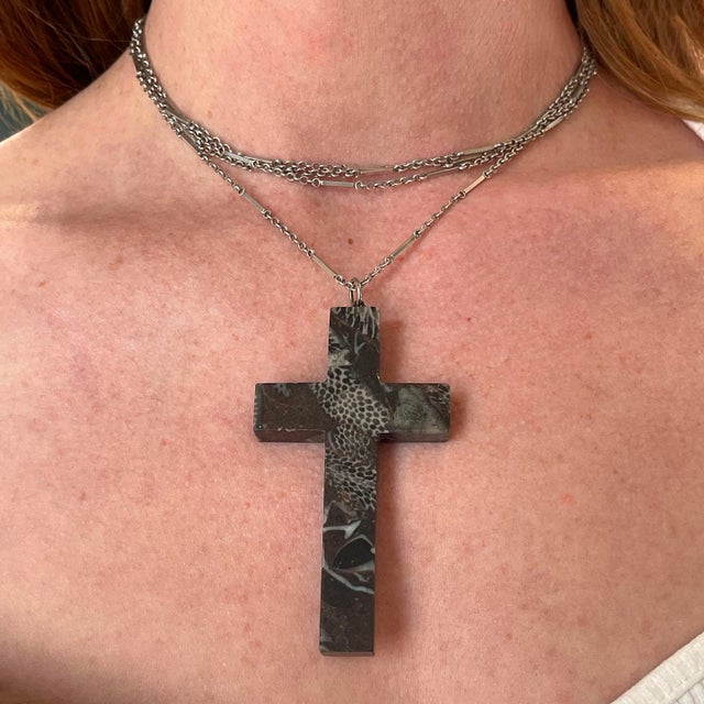 The Victorians were true discoverers and admirers of the natural world, think Darwin, Audubon and Thoreau. They often used...