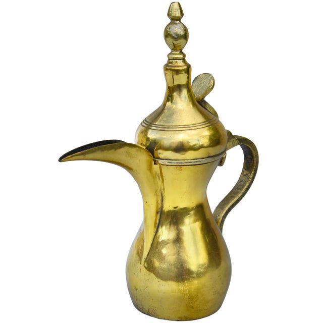 Transform any counter space with this impressive solid brass antique coffee pot accent. Highlighting an elaborate sleek...