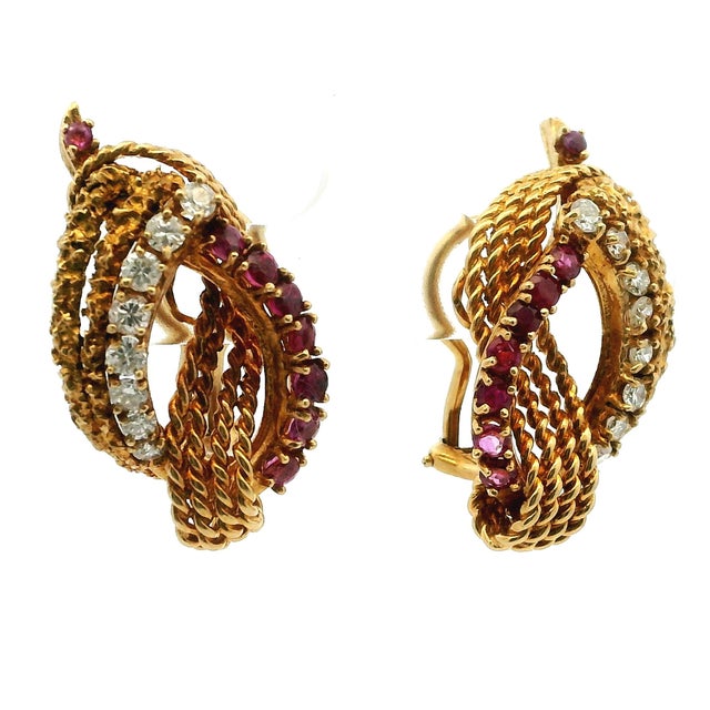 Modern Vintage Cherny Diamond and Ruby 18k Gold Sculptural Earrings, A Pair For Sale - Image 3 of 14