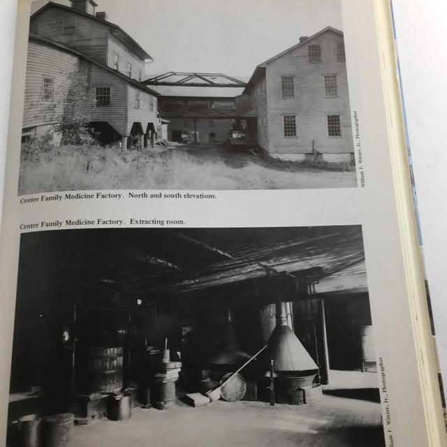 Brown 1979 Shaker Architecture Herbert Schiffer Book For Sale - Image 8 of 10