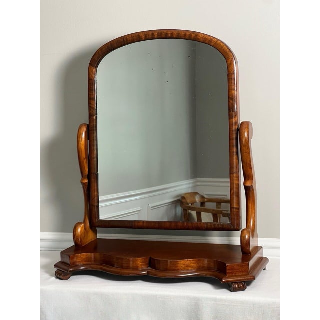 English Large Victorian Style Mahogany Footed Dressing Table Mirror, 1910s For Sale In Philadelphia - Image 6 of 14