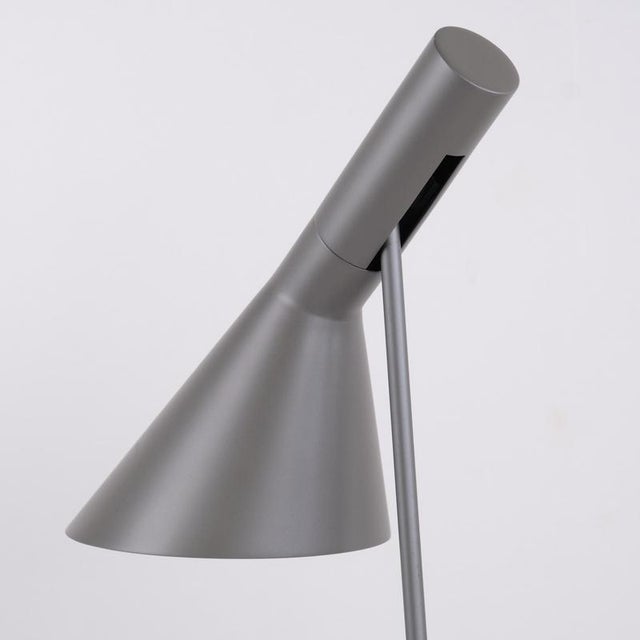 Louis Poulsen Aj Table Lamp in Grey by Arne Jacobsen for Louis Poulsen, 1957 For Sale - Image 4 of 13