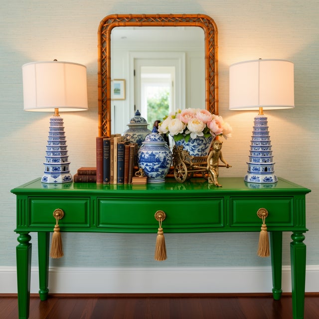 Hollywood Regency Chinoiserie Pagoda Porcelain Table Lamp For Sale - Image 3 of 5