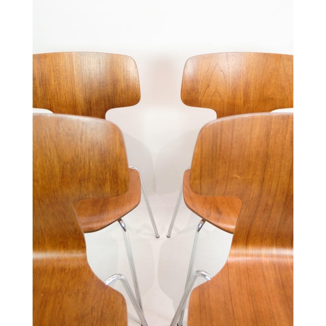 Fritz Hansen Model T Dining Chairs in Teak by Arne Jacobsen, 1960s, Set of 4 For Sale - Image 4 of 16