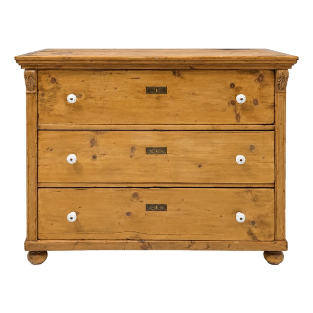 19th-C. Rustic English Country Style Pine Chest / Commode W / Porcelain Knobs For Sale
