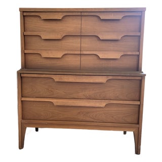 Vintage Mid-Century Modern Highboy Dresser For Sale
