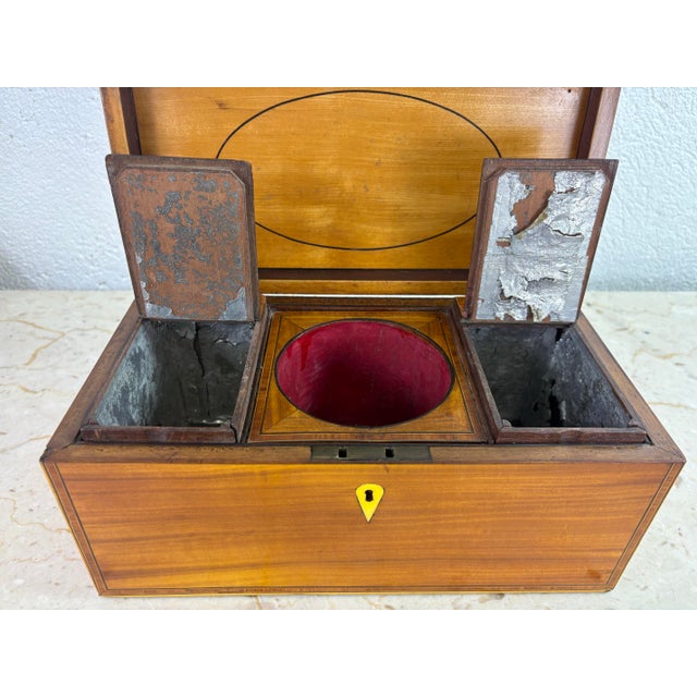 Antique Mid 19th Century American Tea Caddy For Sale - Image 4 of 11