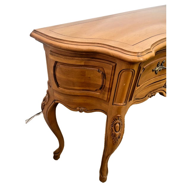 1990s Century Furniture French Provincial Style Serpentine Console Table For Sale In Palm Springs - Image 6 of 15