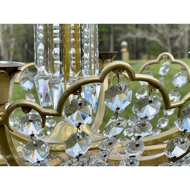 English Late 19th Century 8 Arm Fountain Cut Crystal Chandelier For Sale - Image 3 of 13