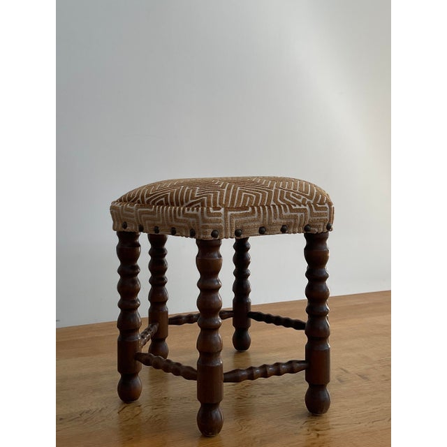Mid-Century Modern Vintage Hexagonal Bobbin Leg Footstool in Schumacher Lisboa Velvet For Sale - Image 3 of 11