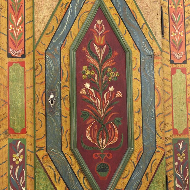 This early 19th-century painted bridal chest comes from Franconia, in southern Germany, and is a fine example of regional...