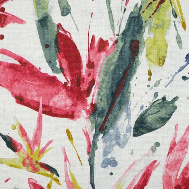 Vibrant Fuscia Botanical Linen Pillows - A Pair For Sale - Image 4 of 4