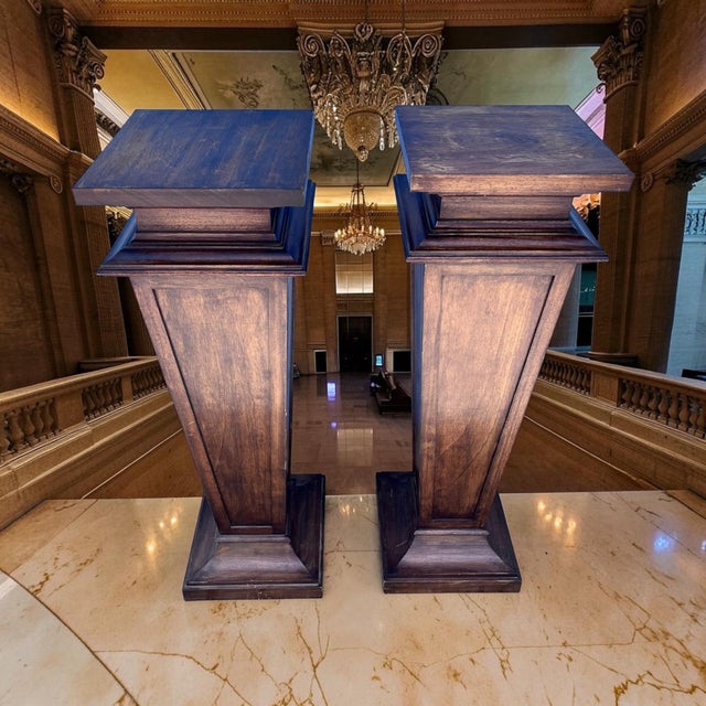 Neoclassical Pair of Vintage Italian Neoclassical Display Pedestals For Sale - Image 3 of 10