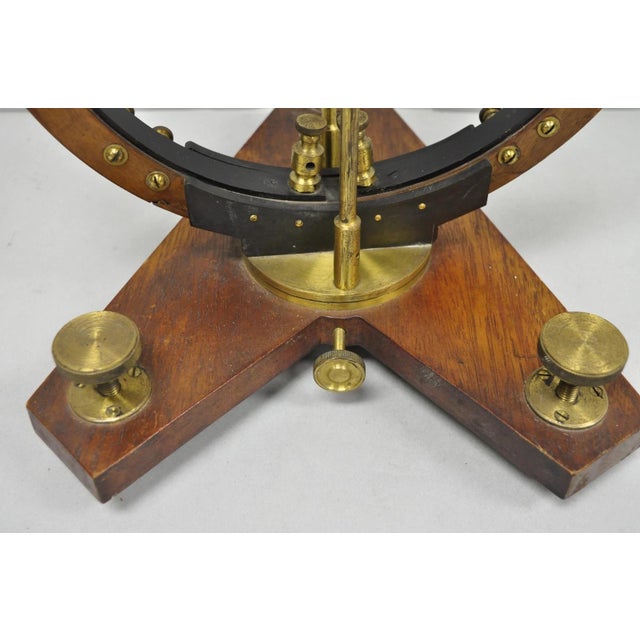 Antique Victorian Wood & Brass Tangent Galvanometer Lab Electrical Equipment For Sale - Image 12 of 17