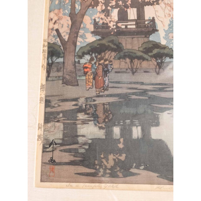 20th Century Japanese Ukiyo-E Woodblock Print "In a Temple Garden" by Hiroshi Yoshida For Sale - Image 10 of 18