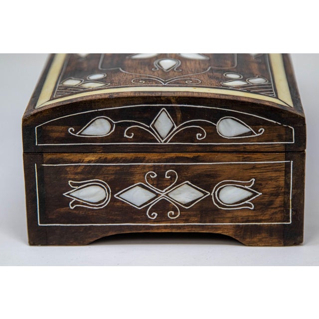 Wood Anglo-Indian Mother of Pearl Inlaid Jewelry Box For Sale - Image 7 of 11