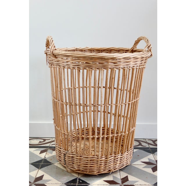 Large Vintage Wicker Bakery Basket, 1950s For Sale - Image 4 of 8