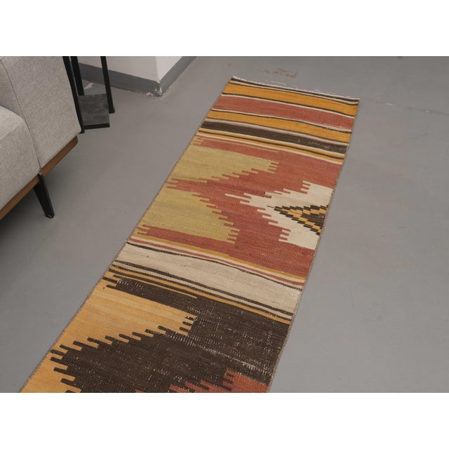 1970s Vintage Handmade Wool Cotton Brown Area Rug For Sale - Image 4 of 11
