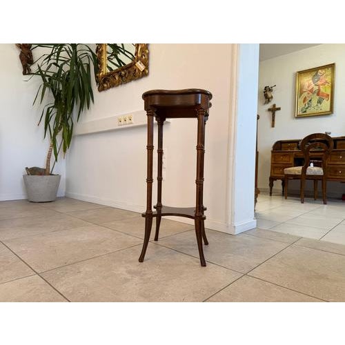 Side table, flower table, baroque-style table. Dimensions: Height x Width x Depth 80 x 34 x 33 cm. Very pretty baroque-...