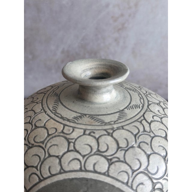 Korean Buncheong Style Stoneware Vase | Fully Hand-Incised Cloud Scroll Carp Medallion | Moon Jar Form | Korean Character Mark For Sale - Image 9 of 12