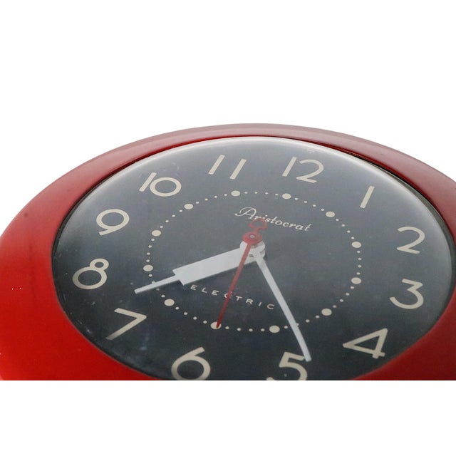 Mid Century Kitchen Aristocrat Clock by Ingraham For Sale - Image 12 of 12