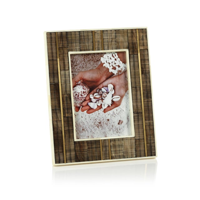 Rustic Tranas Horn with Bone Inlay Photo Frame-5" x 7" For Sale - Image 3 of 3