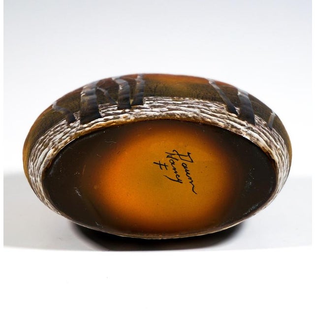Art Nouveau Cameo Vase with Winter Landscape from Daum Nancy, France, 1900 For Sale - Image 6 of 7