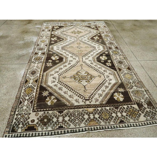 1920s Galerie Shabab Collection Mid-20th Century Persian Malayer Rug For Sale - Image 5 of 10