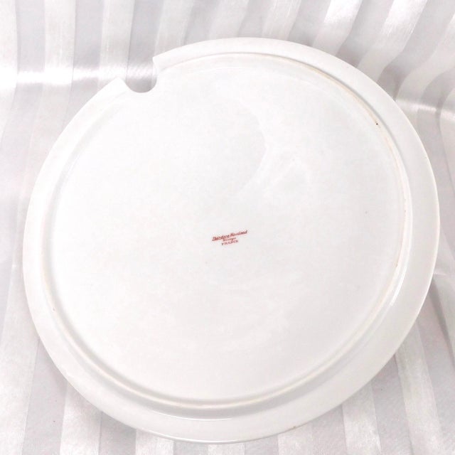 This is a lid only by Theodore Haviland in what I think is Schleiger 146-1-except it has the wrong handle shape. The lid...