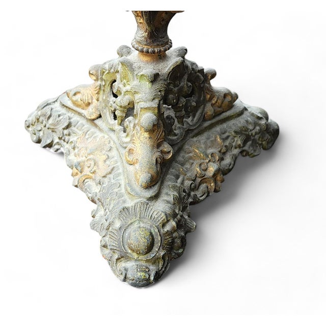 French Fine Pair French Mid 19th Century Converted Brass Repoussé Moderator Oil Lamps C1860 For Sale - Image 3 of 12