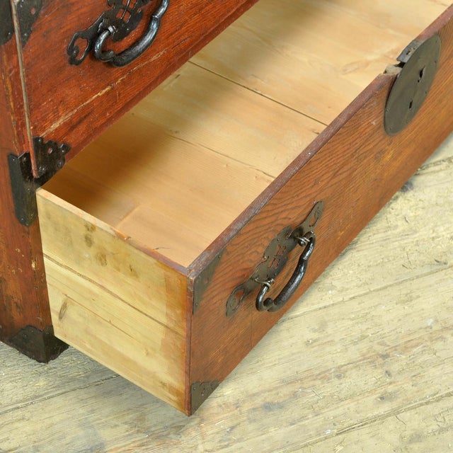 Japanese Tansu Chest of Drawers, 1870s For Sale - Image 6 of 16