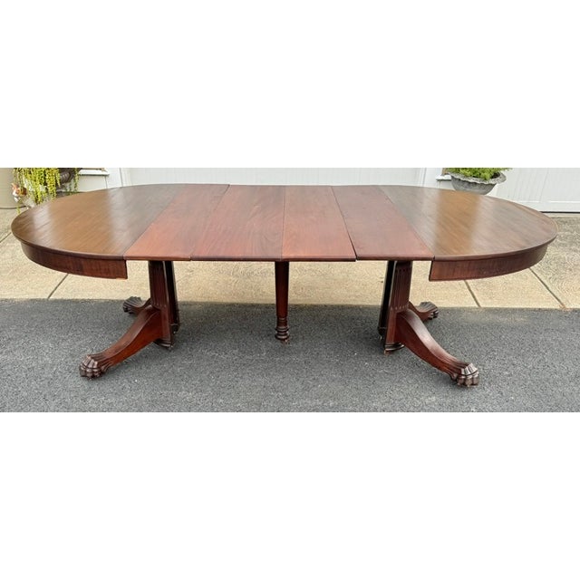 Antique 54" Round Mahogany Pedestal Base Dining Table With 4 Leaves For Sale - Image 10 of 16