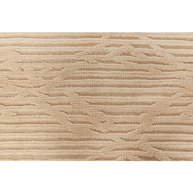 Early 21st Century Modern Beige High-low Knotted Wool Rug by Doris Leslie Blau For Sale - Image 5 of 7