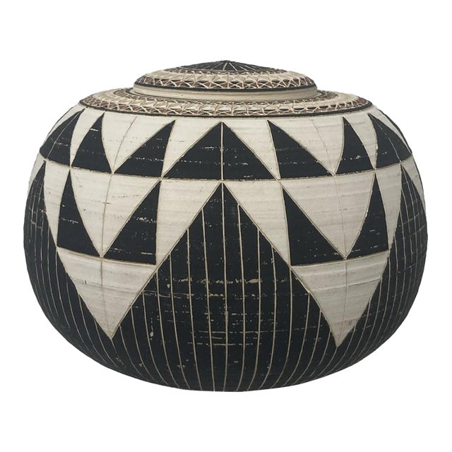 Madeline Landing & Robert Massaro Incised Lidded Ceramic Pot 1988 For Sale
