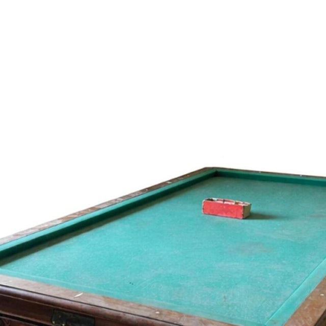 Furniture - Art Nouveau billiard table. Portuguese, first half of the 20th century; made of mahogany wood; resting on six...