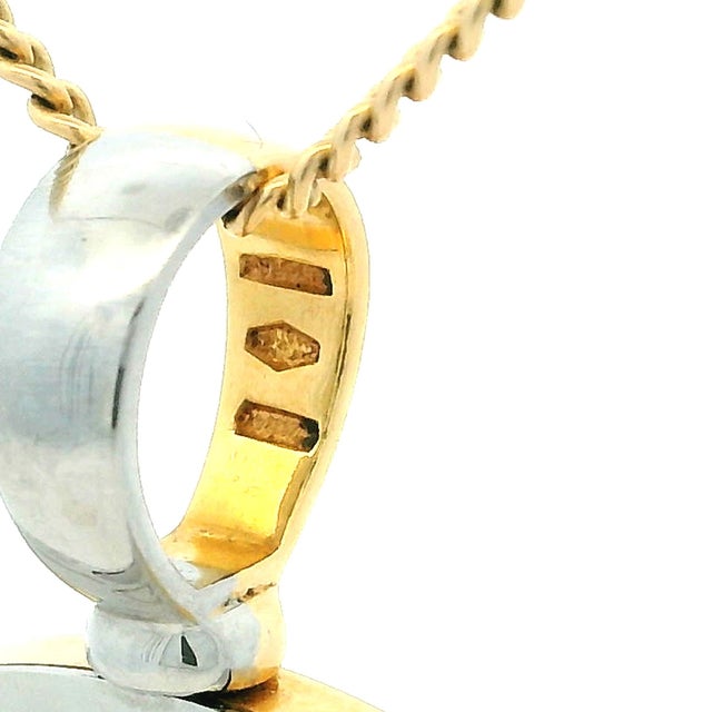 1990s Bulgari Reversible Onyx and Mother-of-Pearl 18k Gold Pendant For Sale - Image 9 of 10