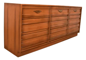 1960s Mid Century American of Martinsville Nine Drawer Dresser With Butterfly Joints