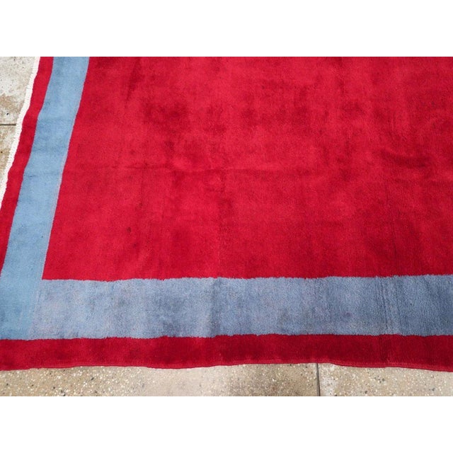 Textile Galerie Shabab Collection Mid-20th Century Handmade Turkish Art Deco Style Room Size Carpet For Sale - Image 7 of 10