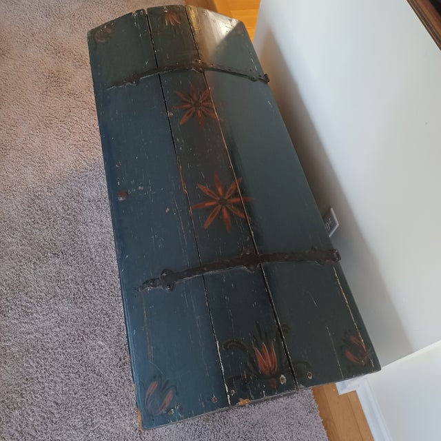 Early 19th Century Swedish Dome Top Wedding Trunk For Sale - Image 12 of 13