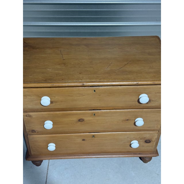Victorian Antique Pine Three Drawers - Chest of Drawers From England For Sale - Image 3 of 18