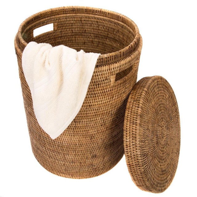2020s Artifacts Rattan Round Hamper with Lid in Honey Brown For Sale - Image 5 of 8