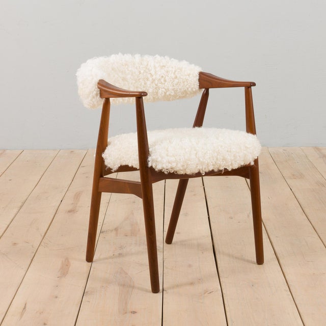 Farstrup Teak Chair in Natural Sheepskin Upholstery by Th. Herlev for Farstrup Møbler, 1960s For Sale - Image 11 of 14