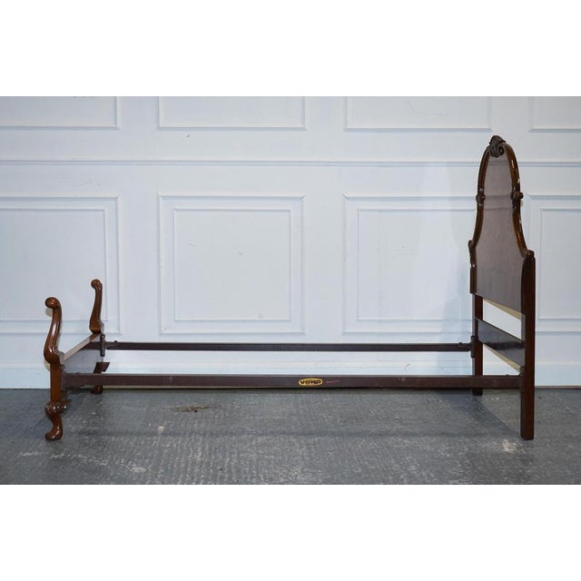 Art Deco English Burr Walnut Vono Bedstead Frame Queen Anne, 1930s For Sale - Image 12 of 16