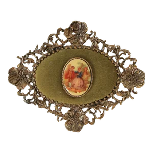 Victorian Medallion Wall Hanging