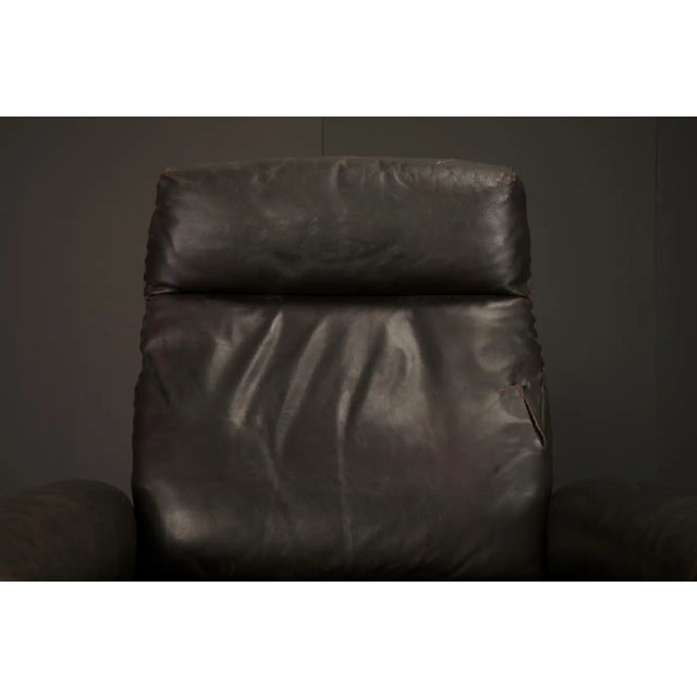 De Sede De Sede Ds-31 Swivel Chair in Hand-Stitched Dark Brown Leather Switzerland 1970s For Sale - Image 4 of 16